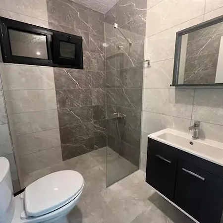 Maia Aparthotel 4*